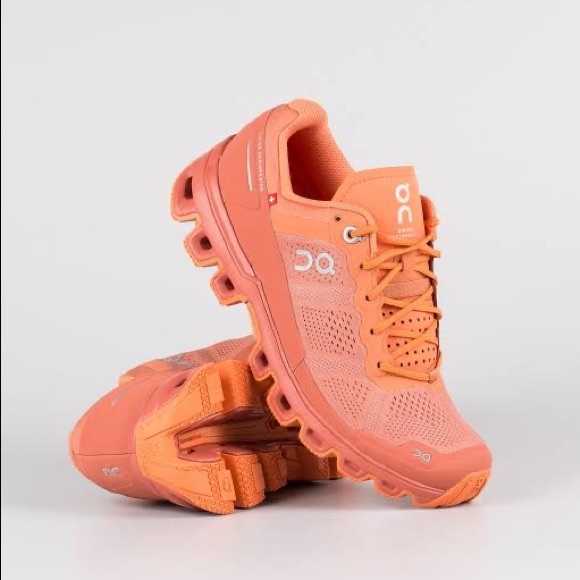 On Running Shoes - On Running Cloudventure trail shoes in Sandstone/Orange